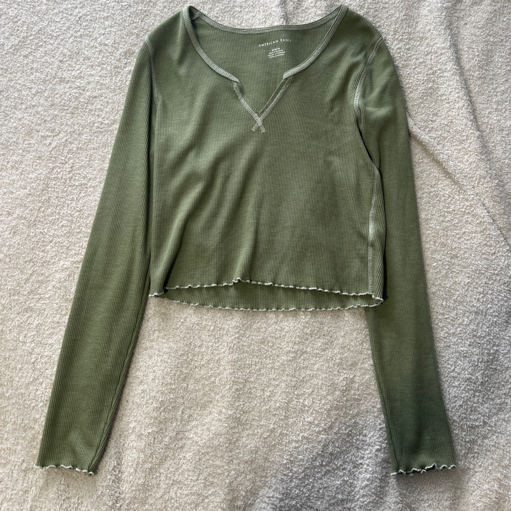 American eagle sage long sleeve with ruffles medium.